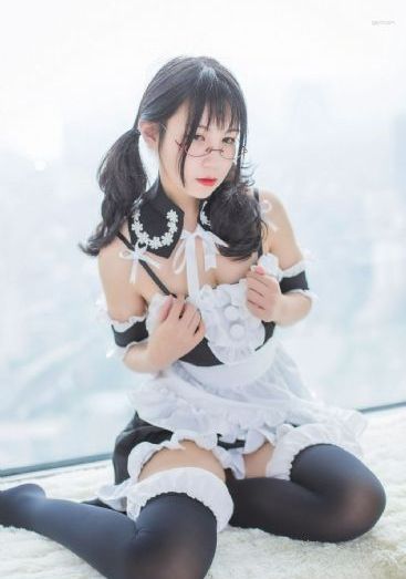 男人见到女人喉结动咽口水_剧情片动漫免费观看