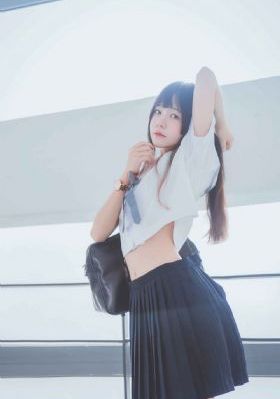 欧美风衣服图片_蓝光高清在线观看