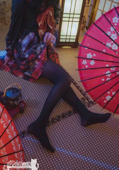 欧美风唯美黑白_4K电影免费在线