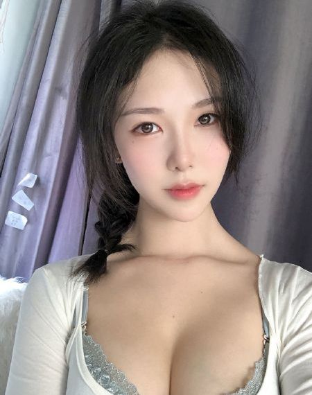 日韩美女色图图片_DVD高清迅雷在线观看