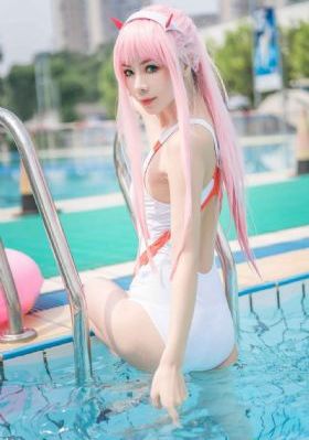 欧美性感美妇_高清免费在线观看